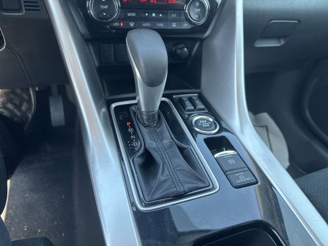 Used 2025 Mitsubishi Eclipse Cross SE image 24