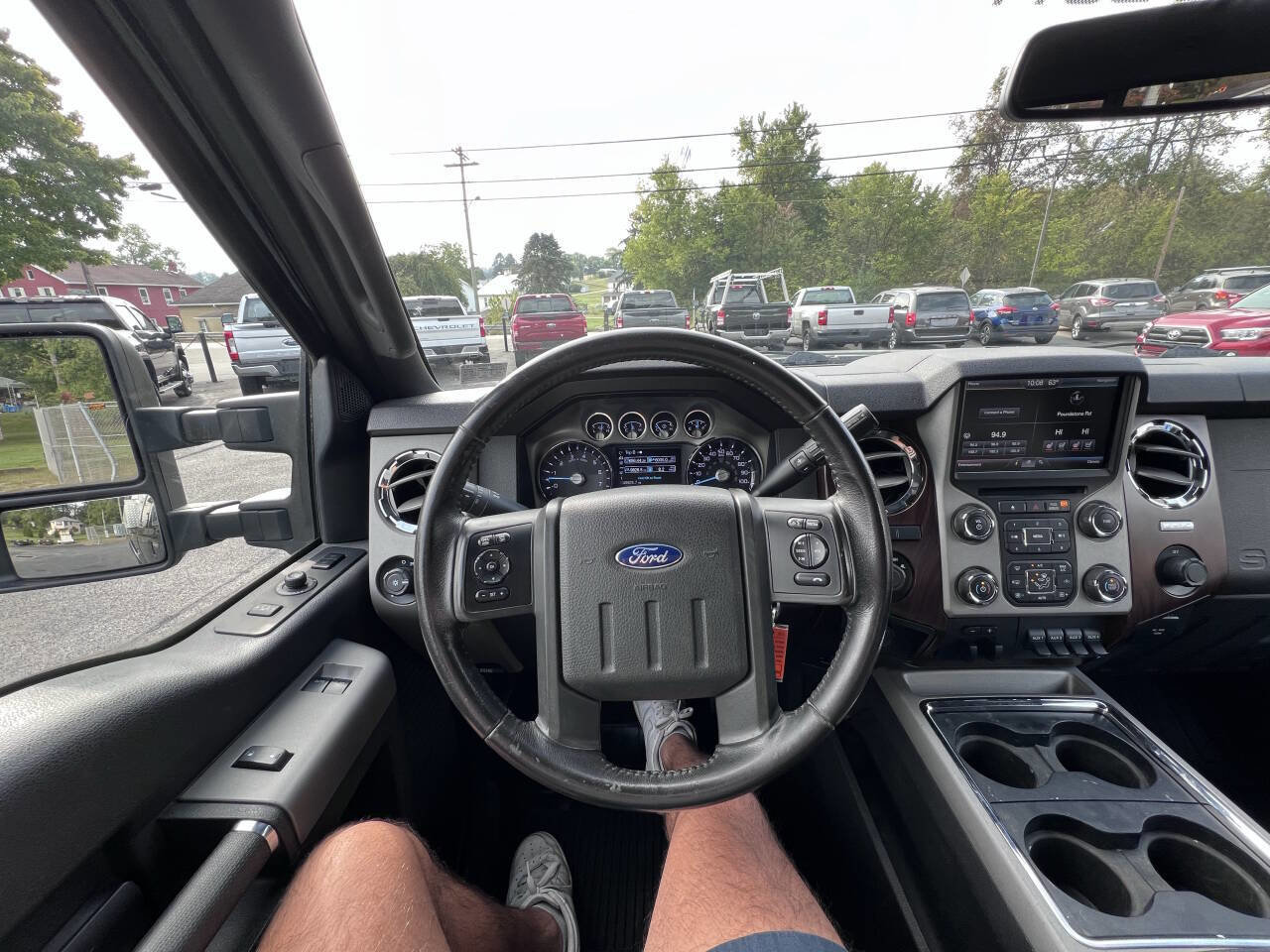 Used 2015 Ford F350 Lariat image 18