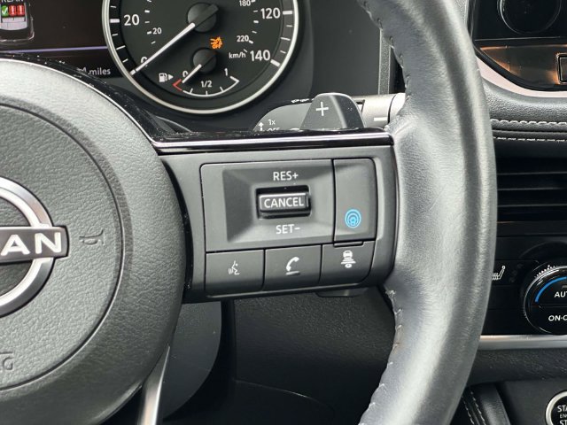 Used 2023 Nissan Rogue SL AWD/4WD image 25