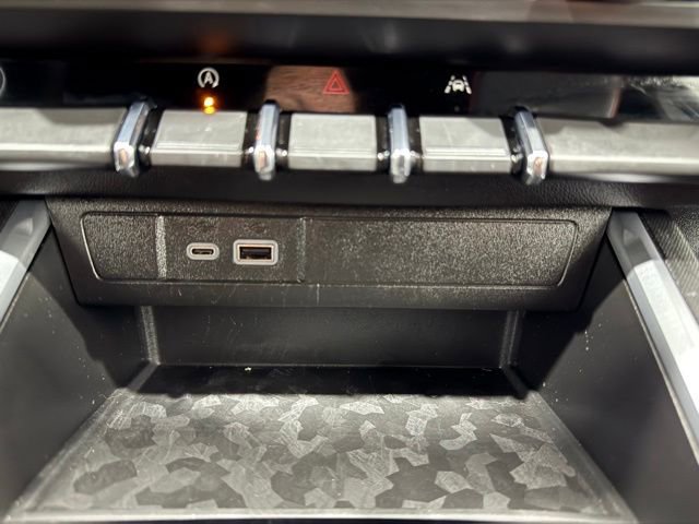 Used 2024 Chevrolet Colorado Trail Boss image 34