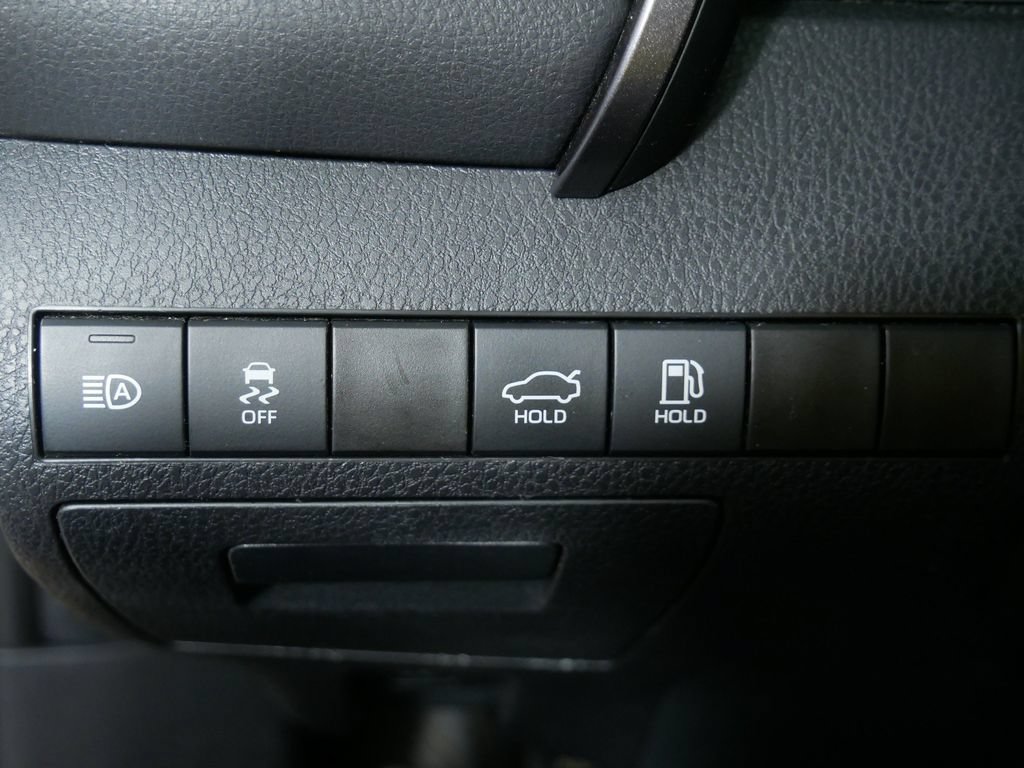Used 2023 Toyota Camry SE FWD image 23