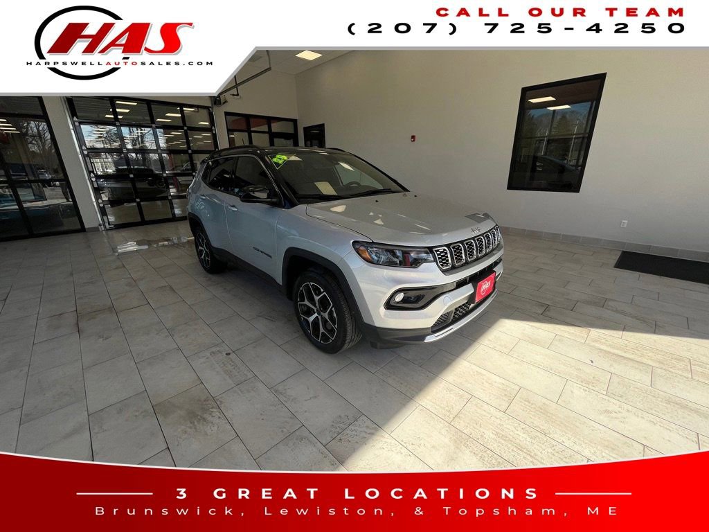 Used 2025 Jeep Compass Limited image 24