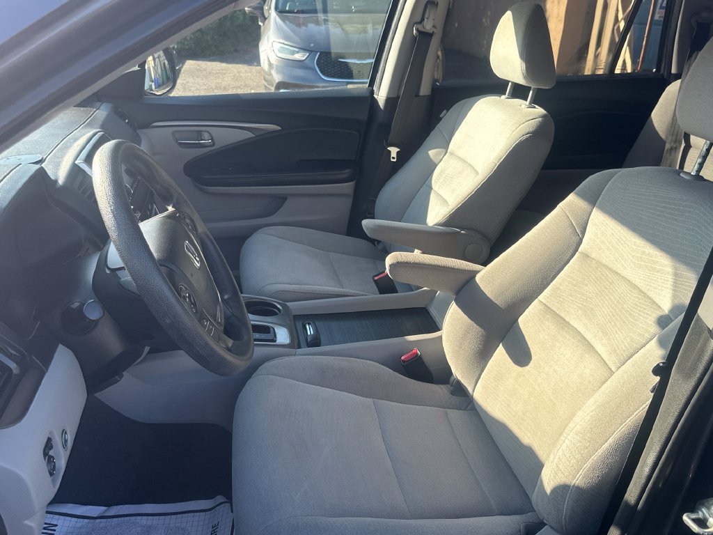 Used 2016 Honda Pilot LX image 15