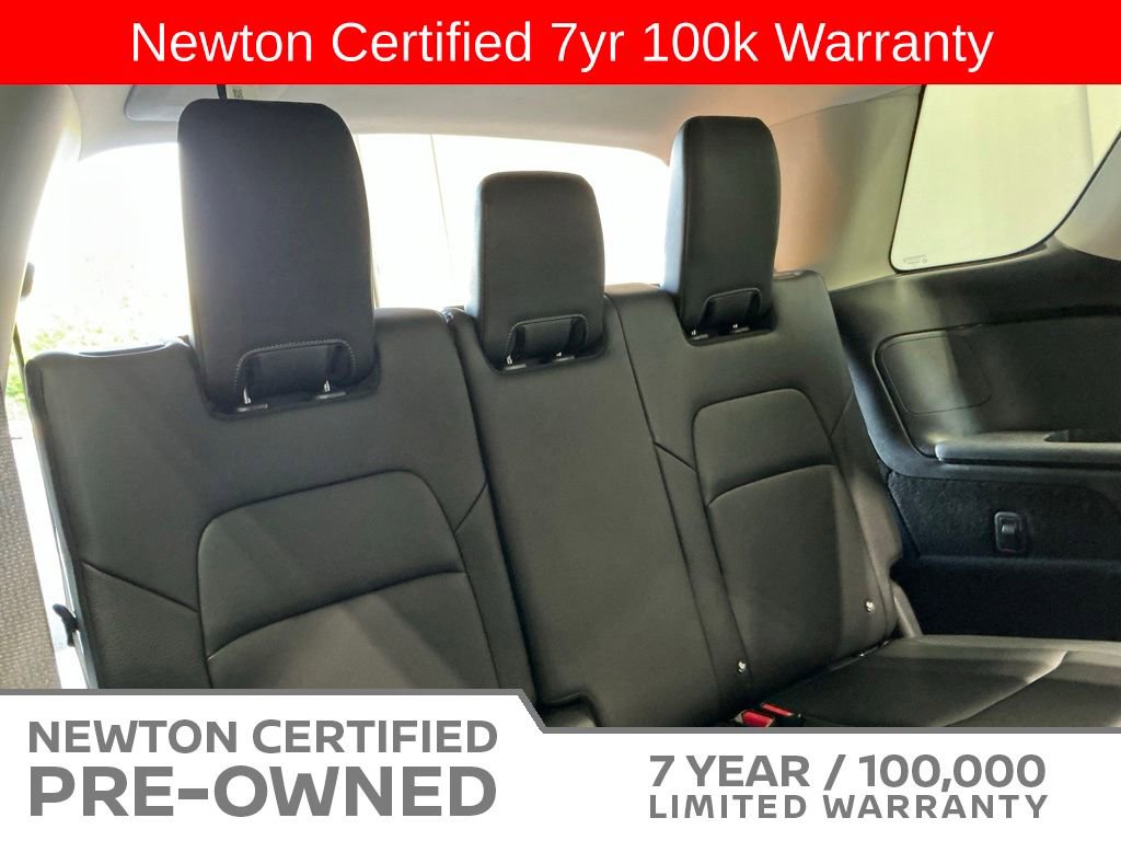 Used 2024 Nissan Pathfinder SL AWD/4WD image 23