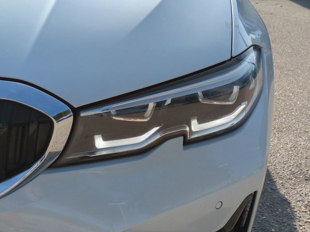 Used 2021 BMW 330i Sedan w/ Convenience Package image 9