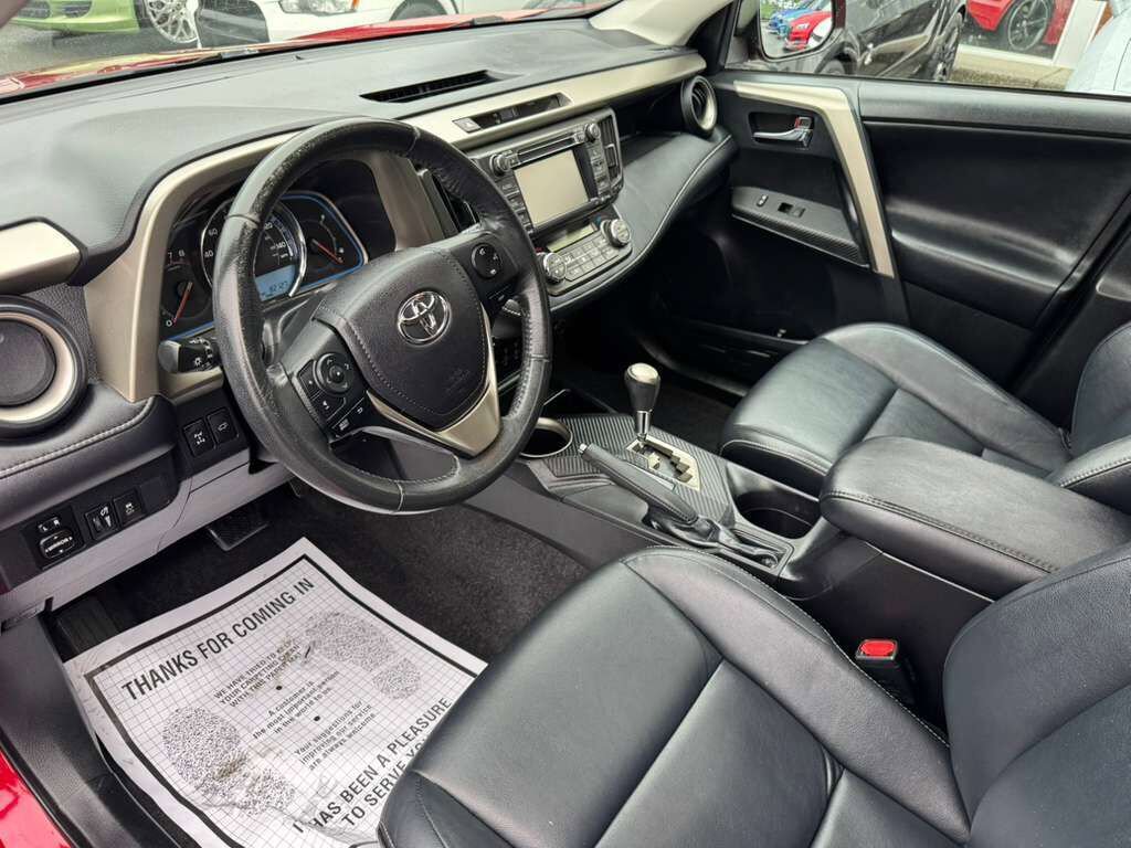 Used 2013 Toyota RAV4 Limited AWD/4WD image 8