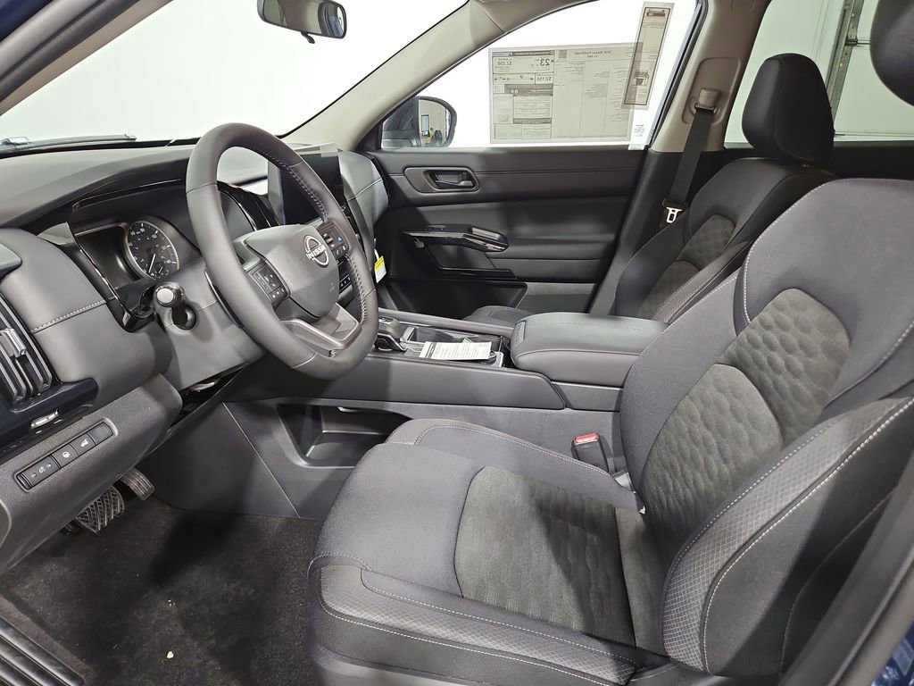 New 2026 Nissan Pathfinder SV image 9