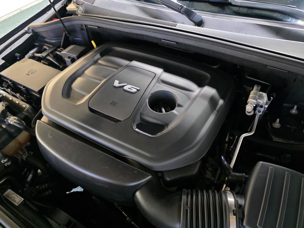 Used 2017 Jeep Grand Cherokee Altitude AWD/4WD image 39