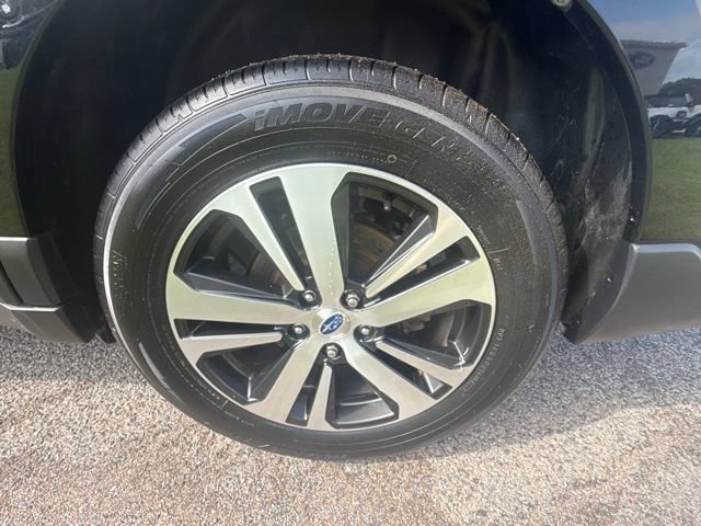 Used 2018 Subaru Outback 2.5i Limited AWD/4WD image 10