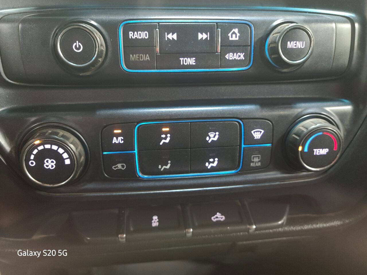 Used 2017 Chevrolet Silverado 2500 W/T image 32