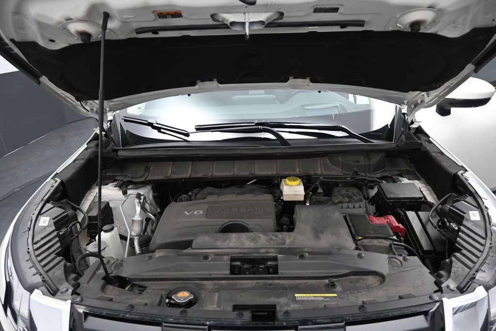 Used 2023 Nissan Pathfinder Platinum AWD/4WD image 9