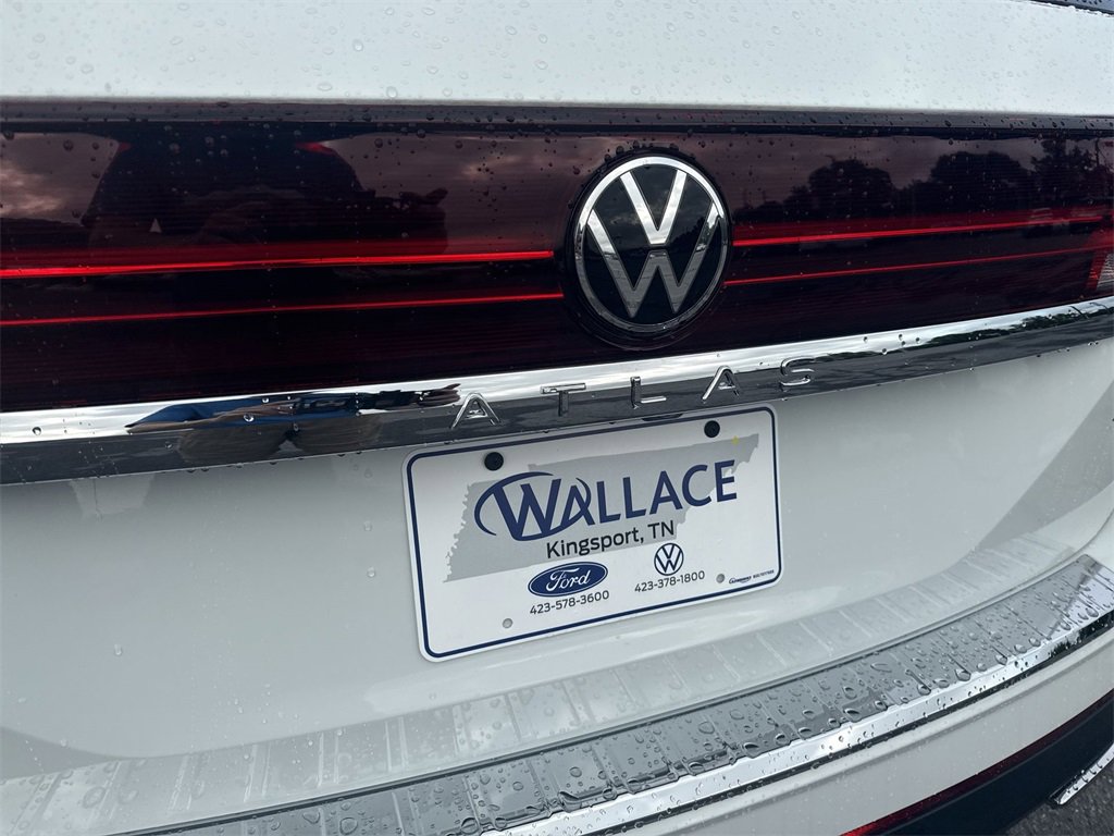 New 2025 Volkswagen Atlas SE image 6