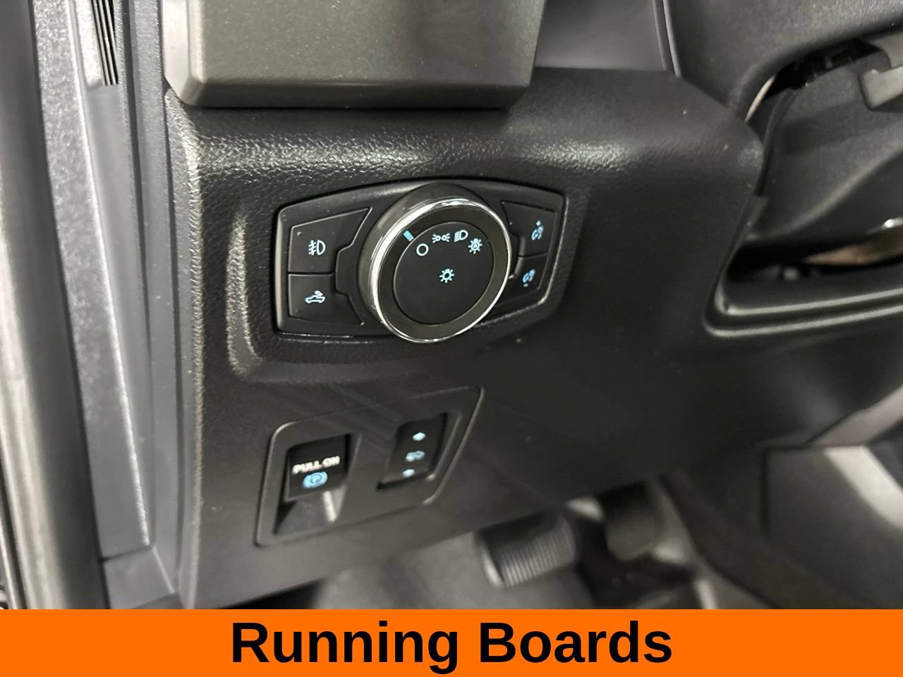 Used 2020 Ford F150 XLT w/ Equipment Group 302A Luxury AWD/4WD image 11