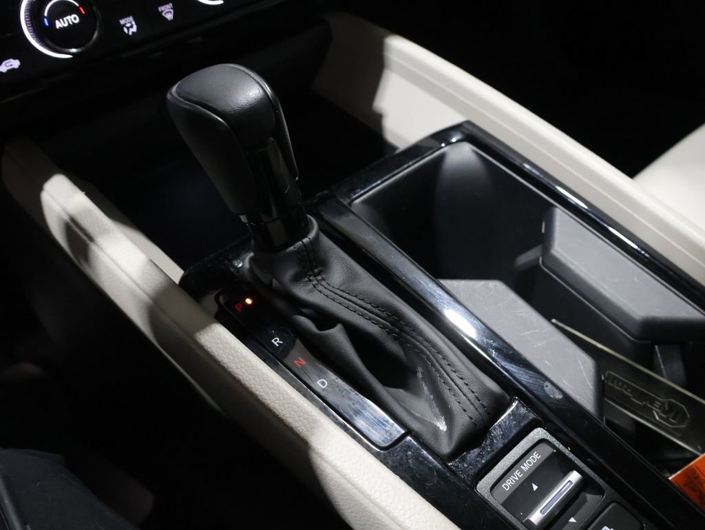 Certified 2024 Honda Accord EX-L image 29