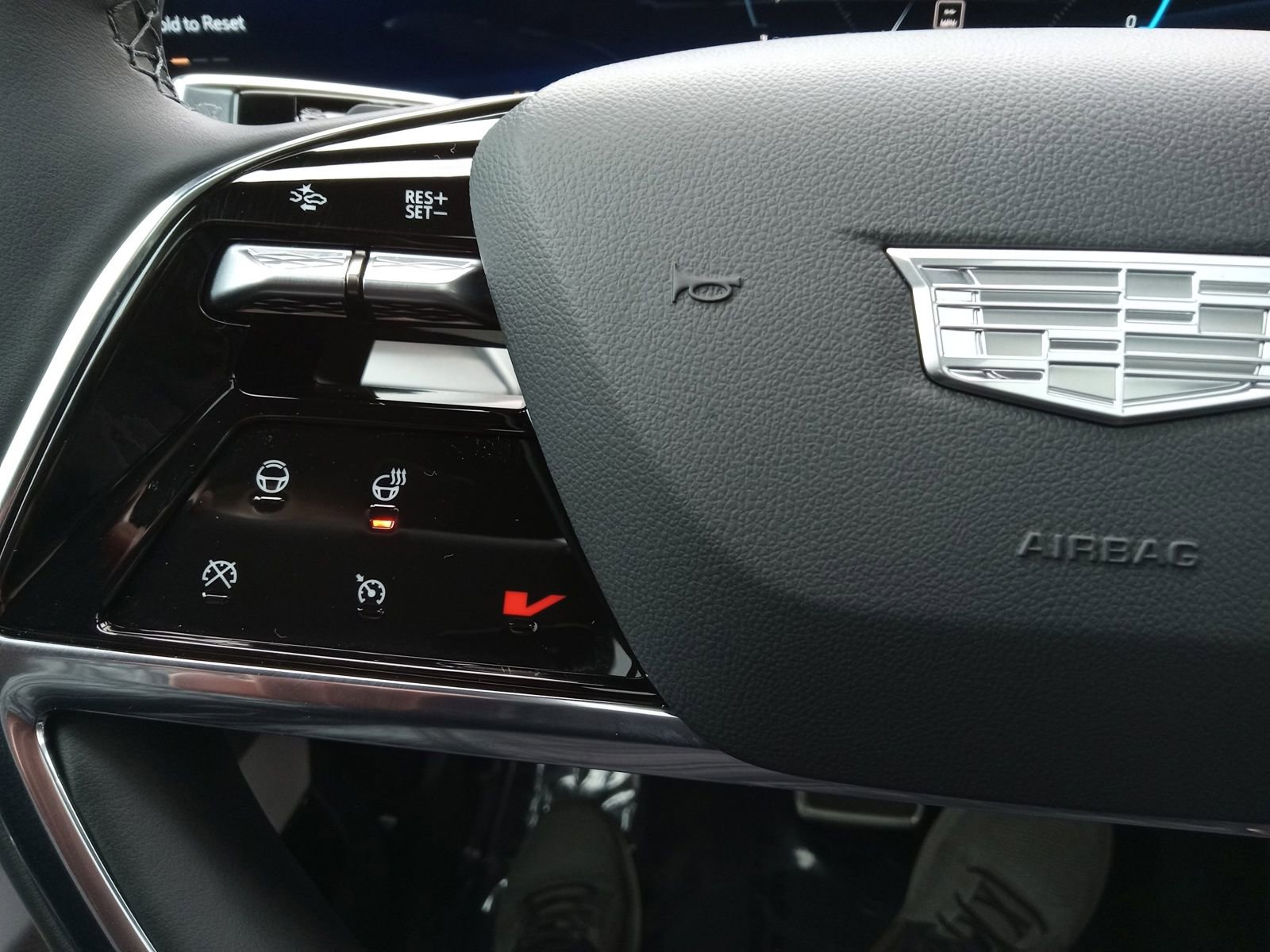 Certified 2026 Cadillac Vistiq Sport w/ LPO, Floor Liner Package image 18