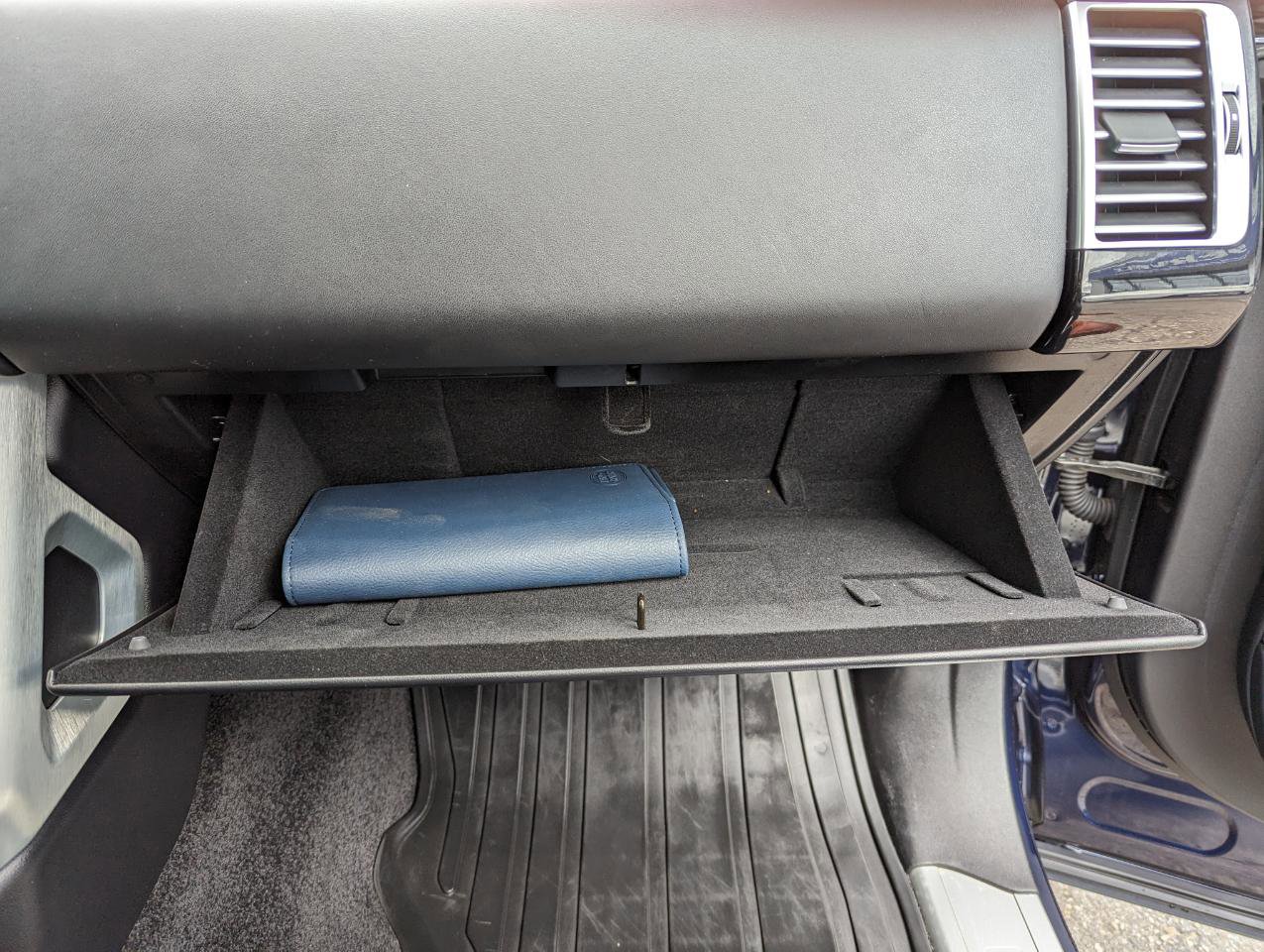 Used 2022 Land Rover Range Rover P525 Westminster Edition image 36