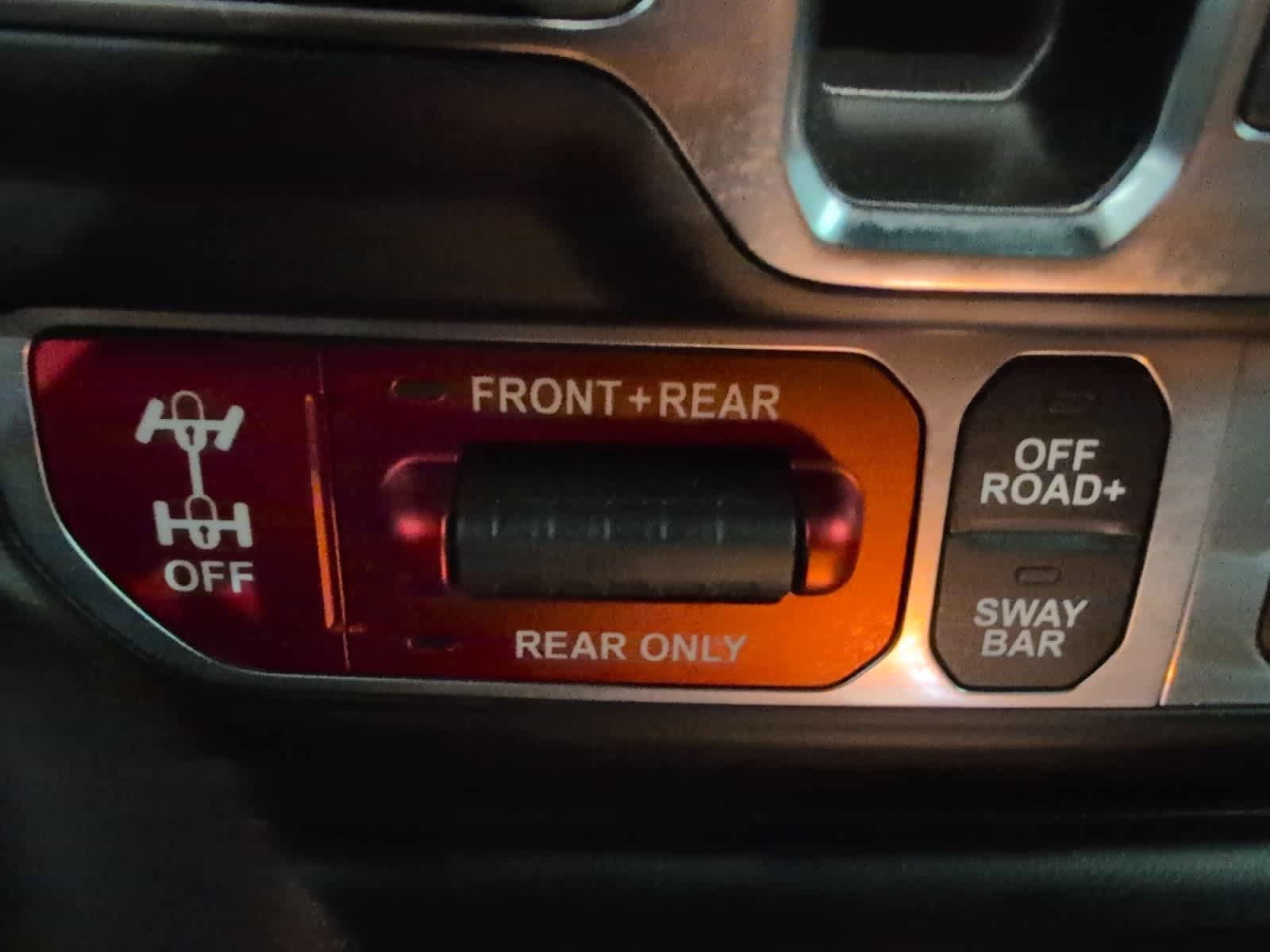 Used 2024 Jeep Wrangler Unlimited Rubicon 4xe image 2