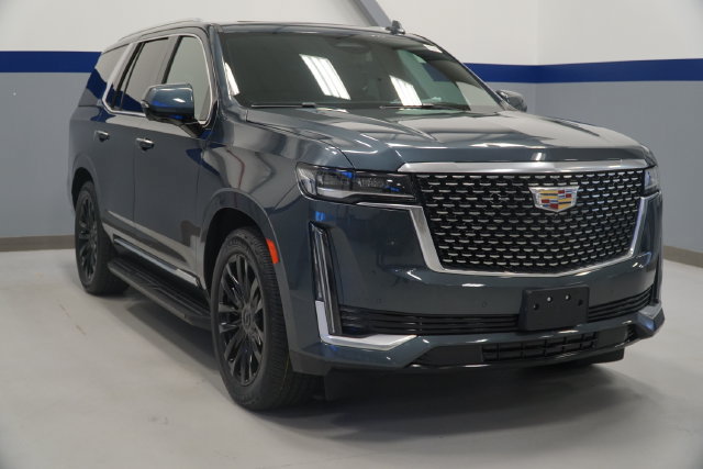 Used 2021 Cadillac Escalade Premium Luxury w/ Driver Assist Tech Package AWD/4WD image 9
