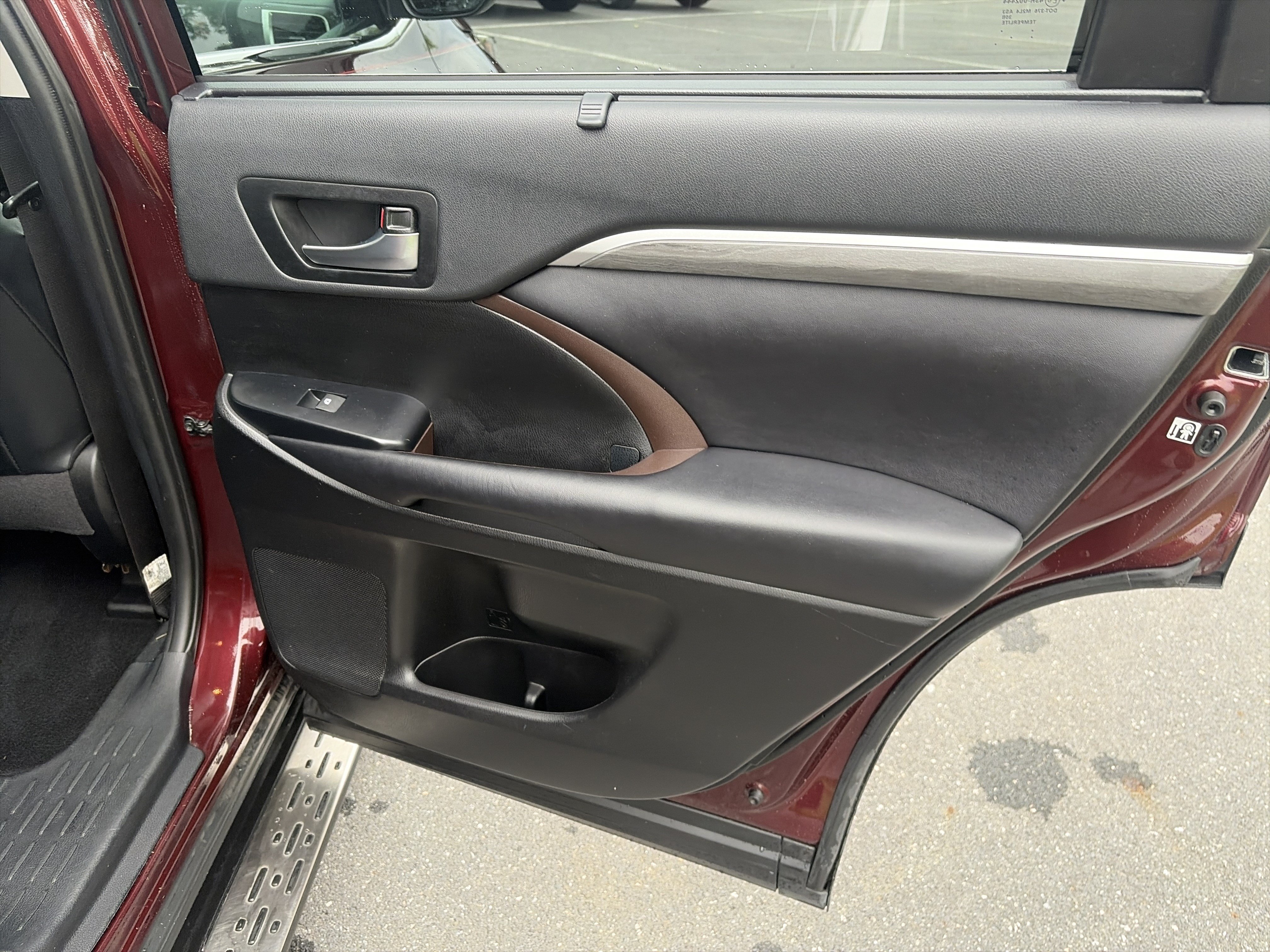 Used 2019 Toyota Highlander Limited AWD/4WD image 32