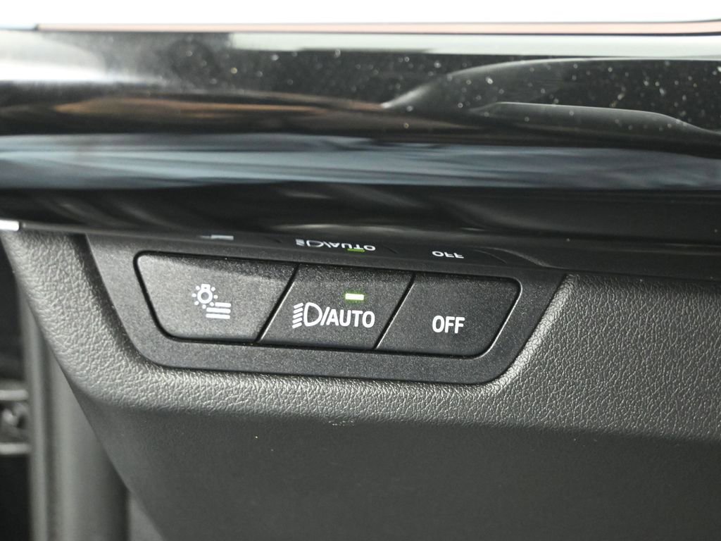 Used 2024 BMW X1 xDrive28i w/ M Sport Package image 11