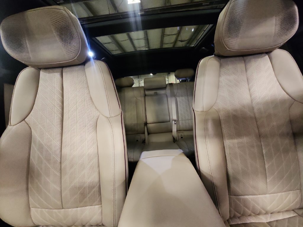 Certified 2026 Cadillac Lyriq Signature Luxury w/ Nappa Leather Package AWD/4WD image 37