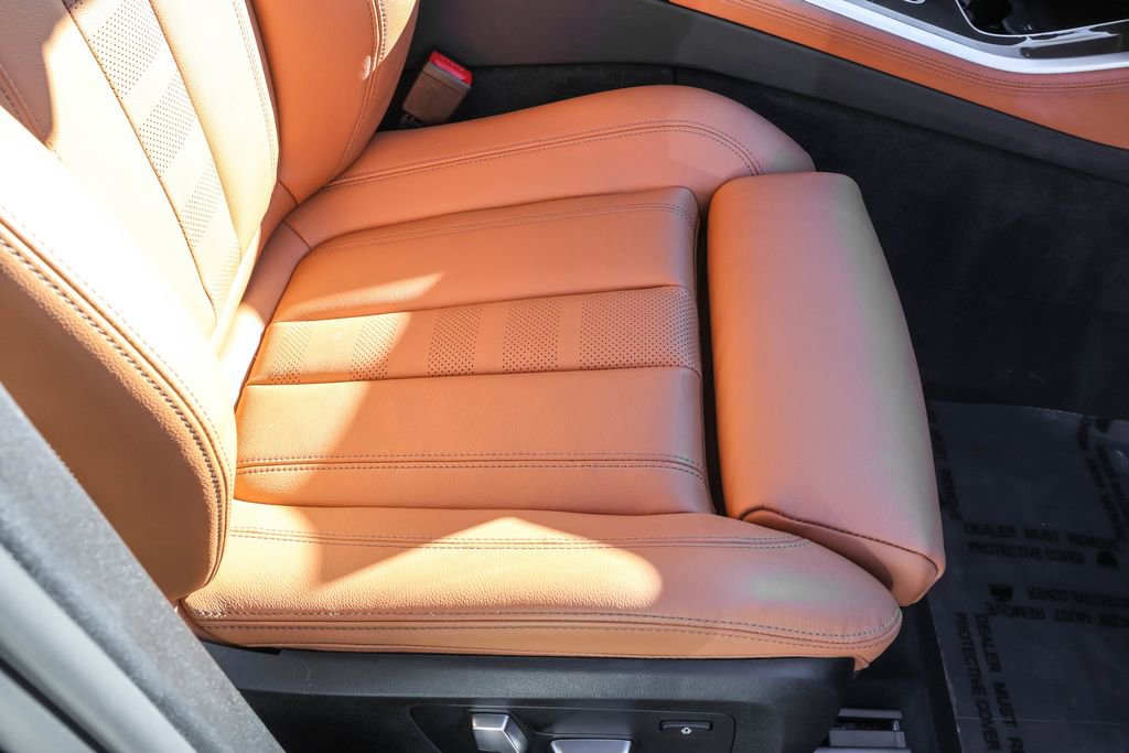 Used 2022 BMW X5 xDrive40i w/ M Sport Package image 42