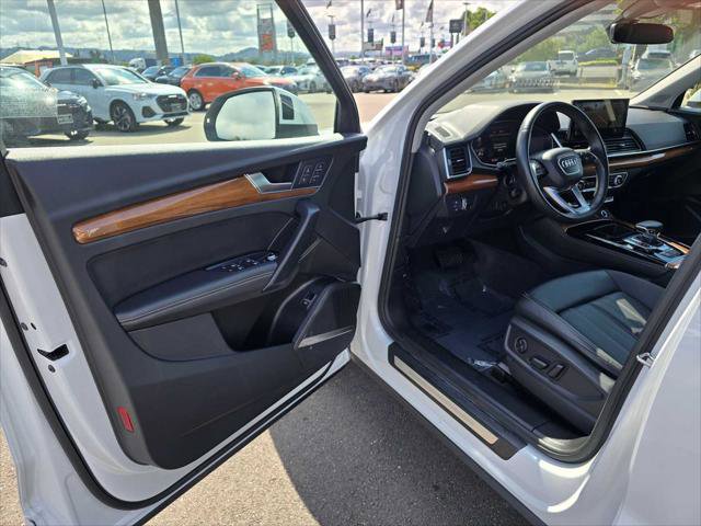 Used 2024 Audi Q5 2.0T Premium Plus w/ Premium Plus Package AWD/4WD image 20