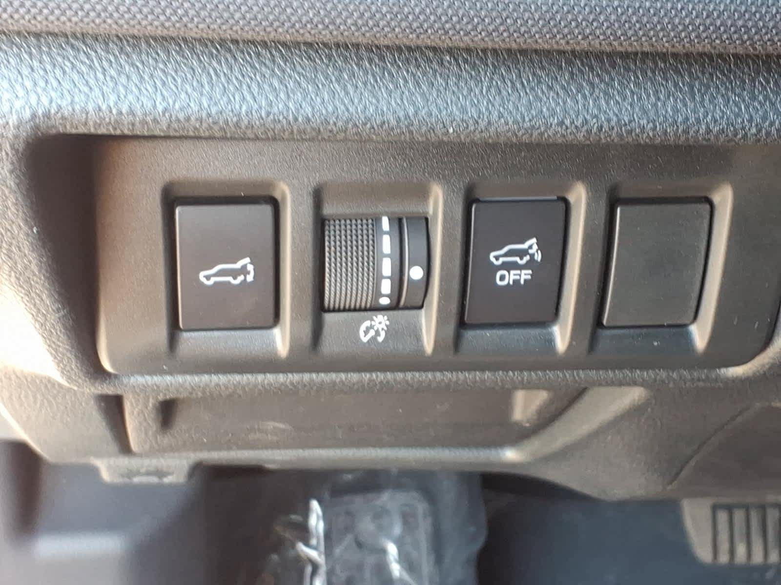 Used 2022 Subaru Outback Premium w/ Popular Package #1 AWD/4WD image 32