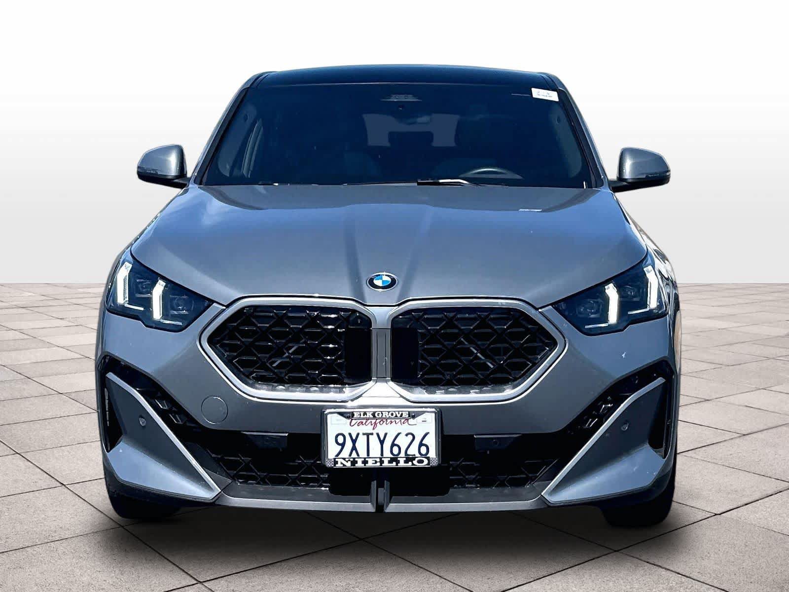Used 2026 BMW X2 xDrive28i w/ Technology Package AWD/4WD image 2