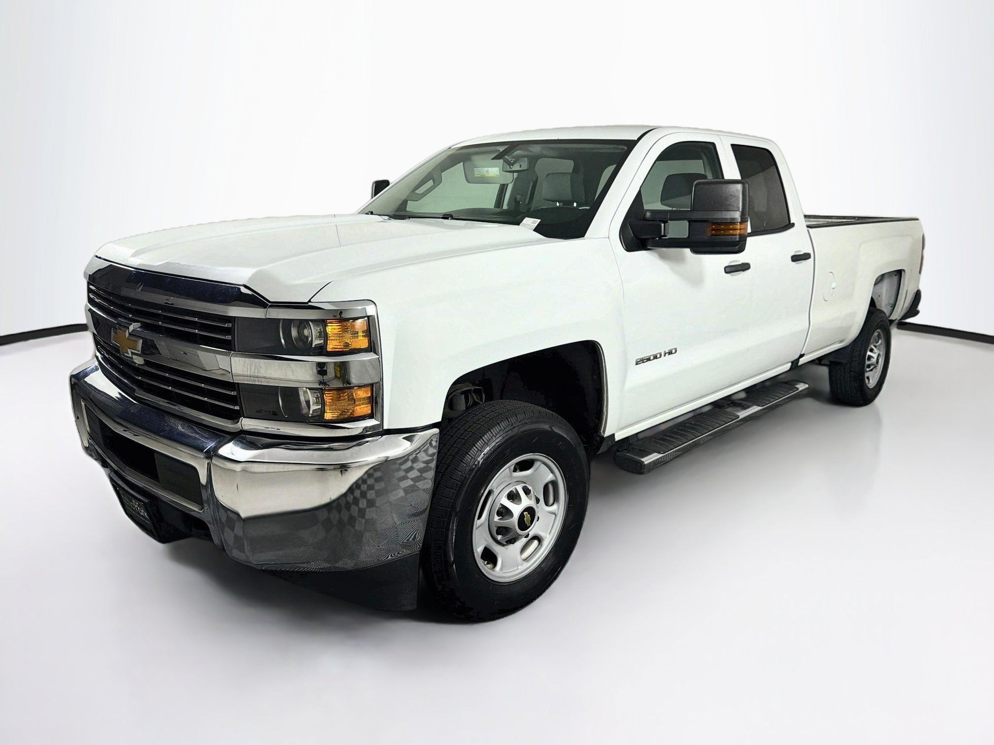Used 2018 Chevrolet Silverado 2500 W/T w/ WT Convenience Package RWD image 3