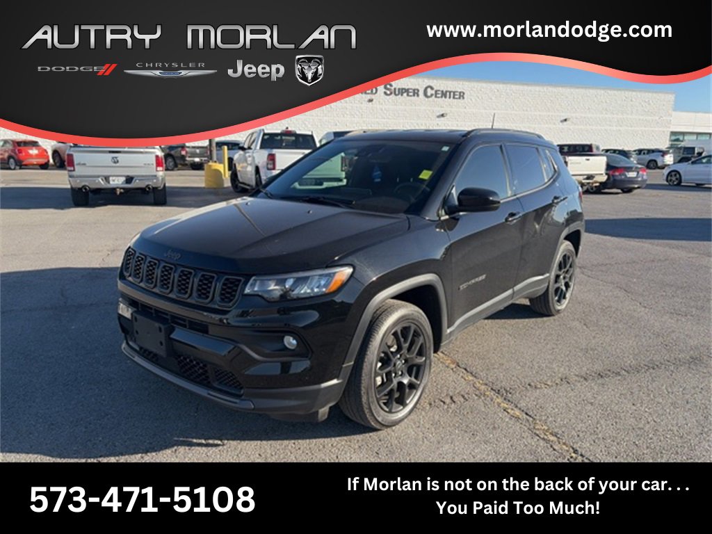 Used 2025 Jeep Compass Latitude w/ Altitude Special Edition image 1