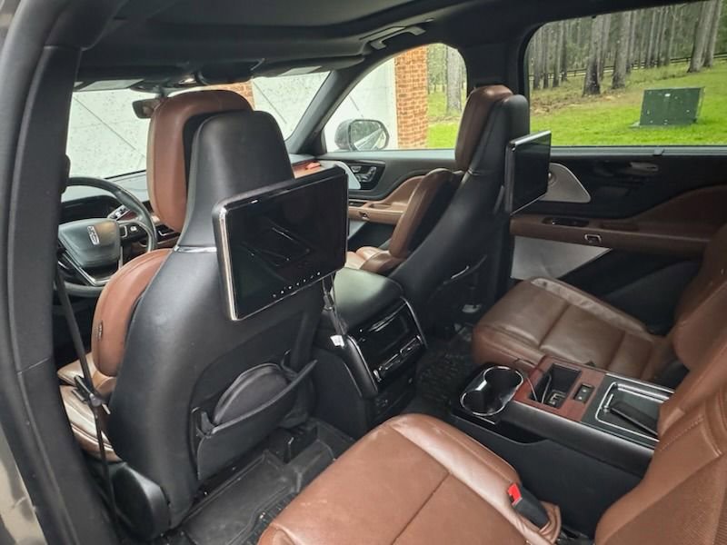Used 2021 Lincoln Aviator Reserve w/ Equipment Group 210A AWD/4WD image 7