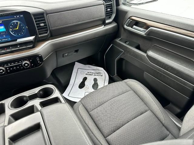 Certified 2022 Chevrolet Silverado 1500 RST AWD/4WD image 15