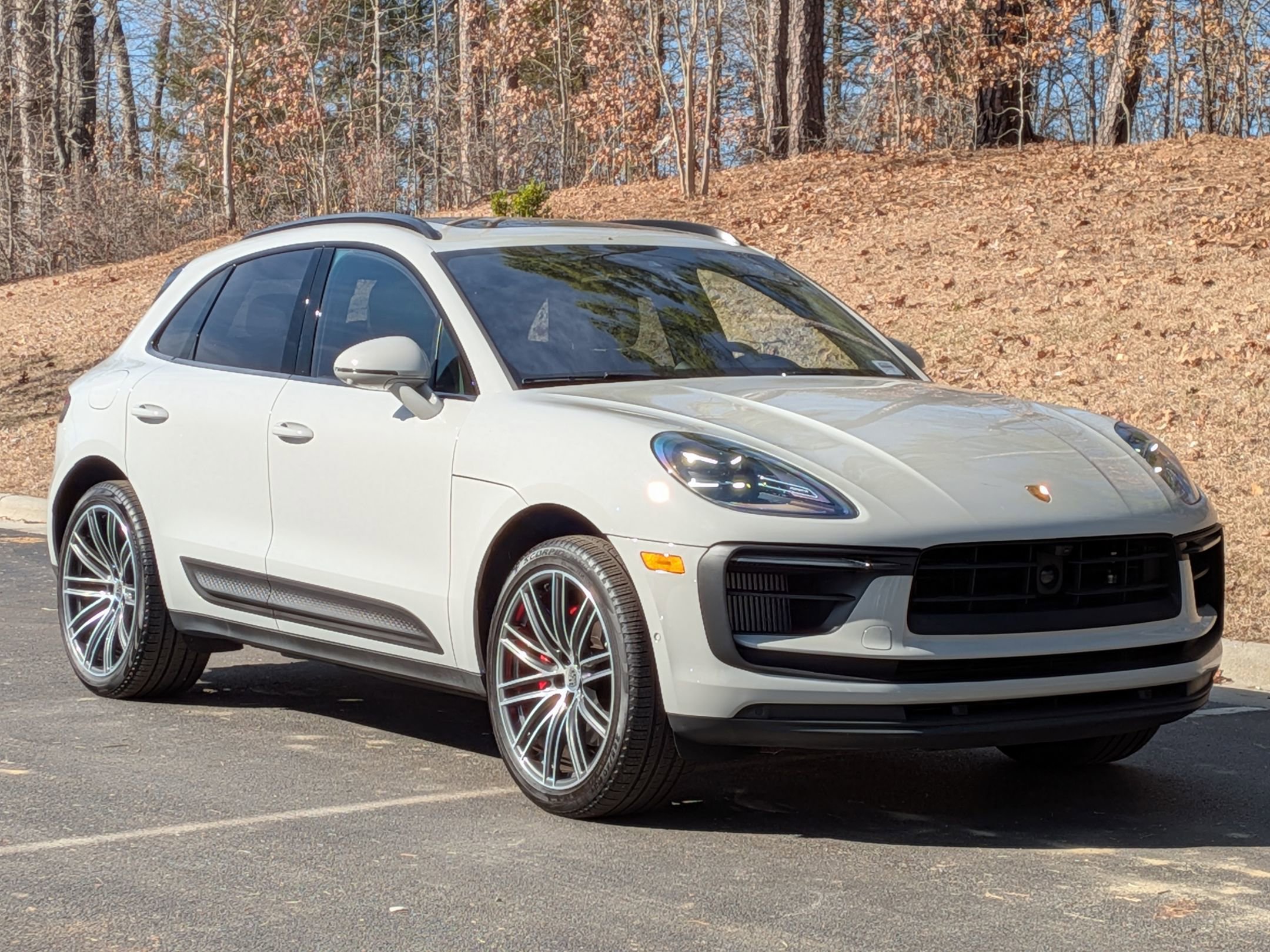 Used 2025 Porsche Macan S AWD/4WD image 9