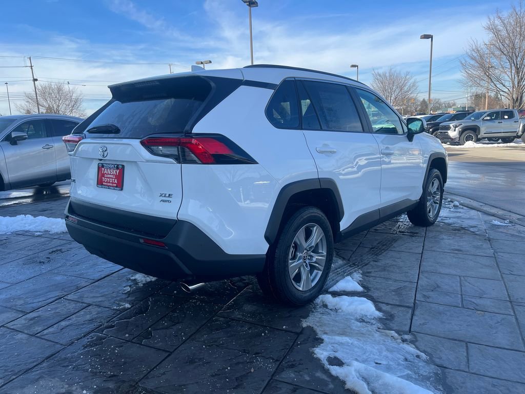 New 2025 Toyota RAV4 XLE image 5