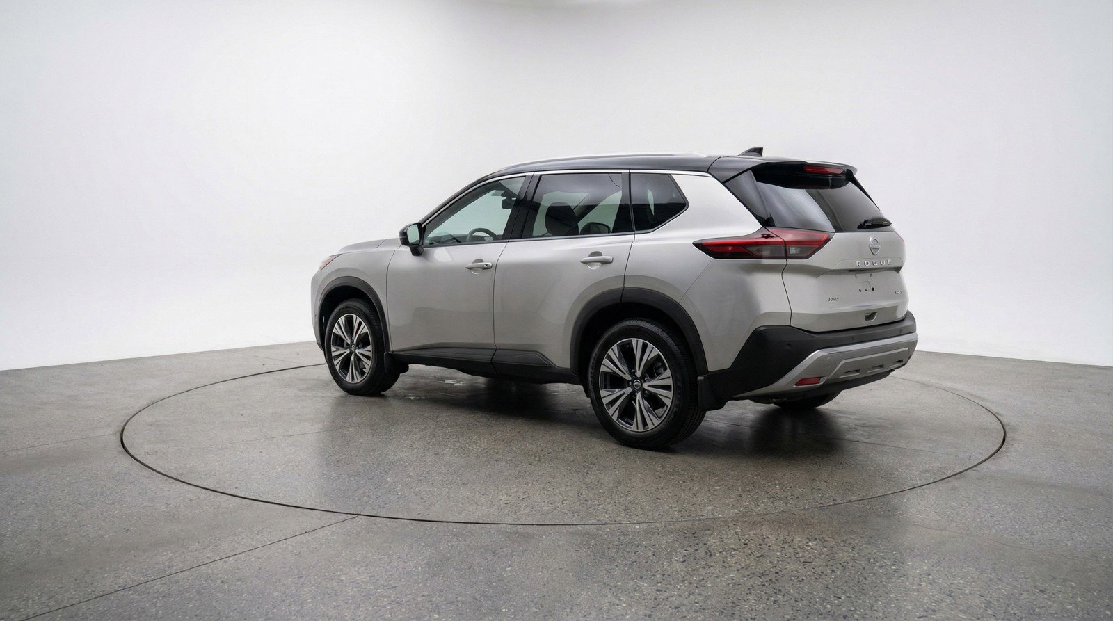Used 2025 Nissan Rogue SV AWD/4WD image 6