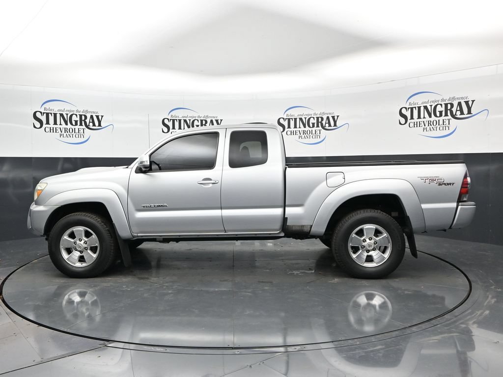 Used 2013 Toyota Tacoma PreRunner w/ TRD Sport Pkg RWD image 4