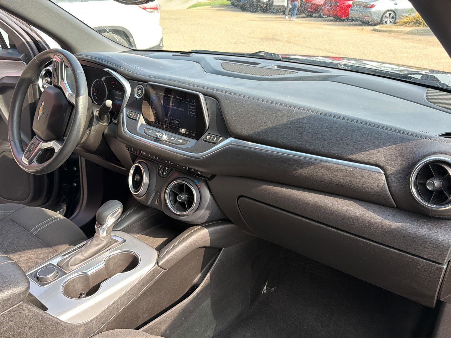 Used 2022 Chevrolet Blazer LT FWD image 20