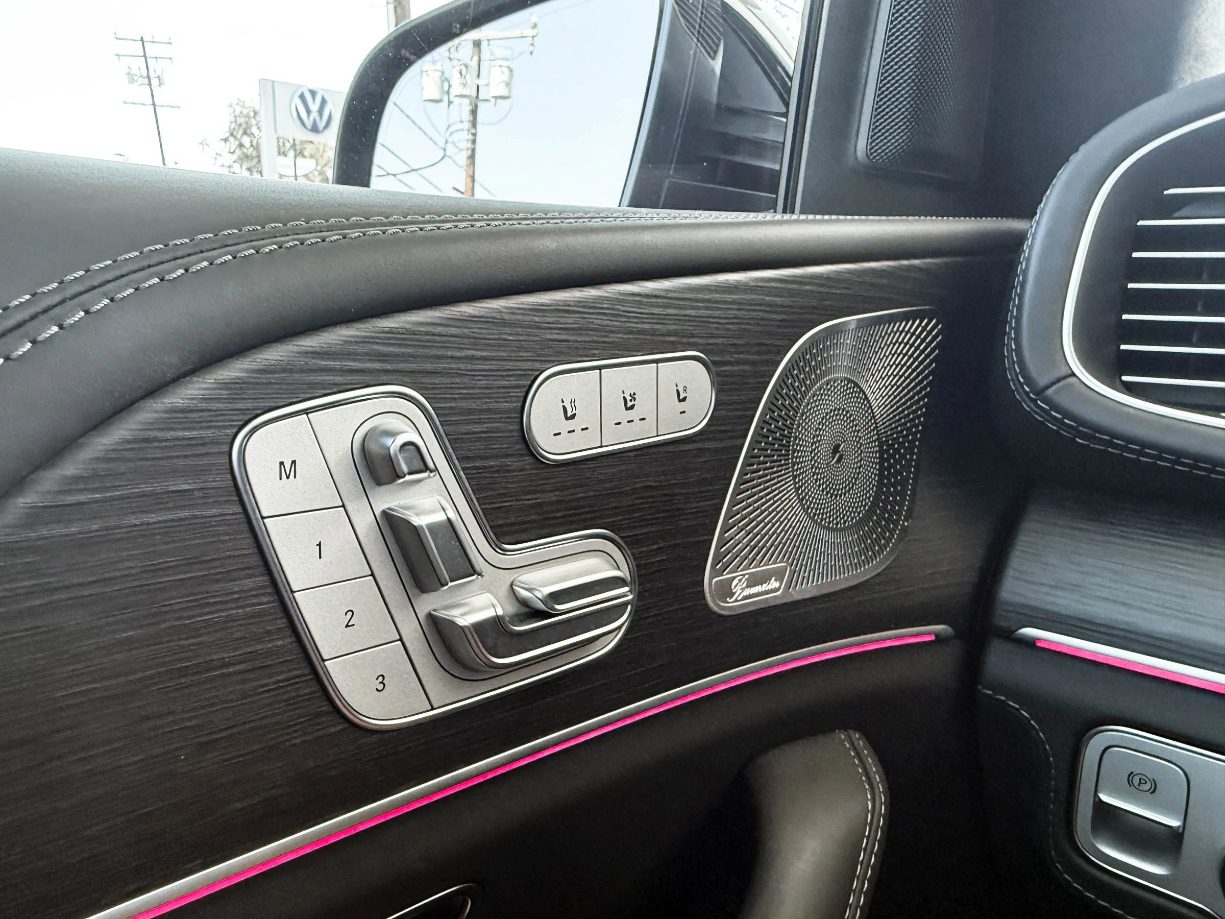 Used 2024 Mercedes-Benz GLS 63 AMG 4MATIC image 23