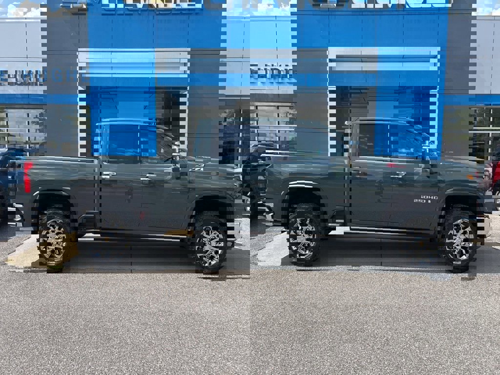 New 2026 Chevrolet Silverado 2500 LTZ w/ LTZ Convenience Package image 2