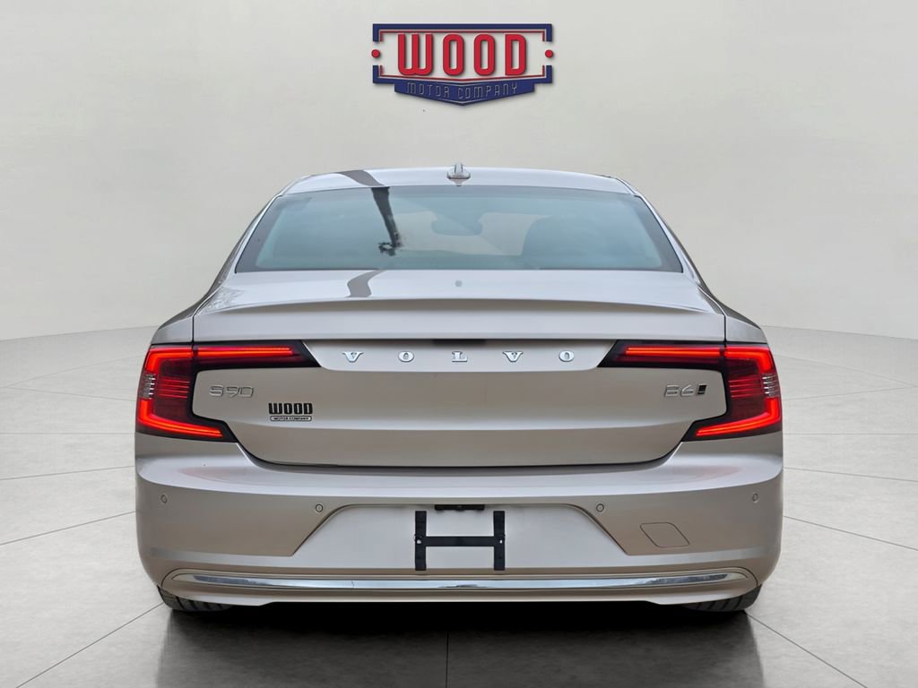 Used 2025 Volvo S90 B6 Plus w/ Protection Package Premier image 3