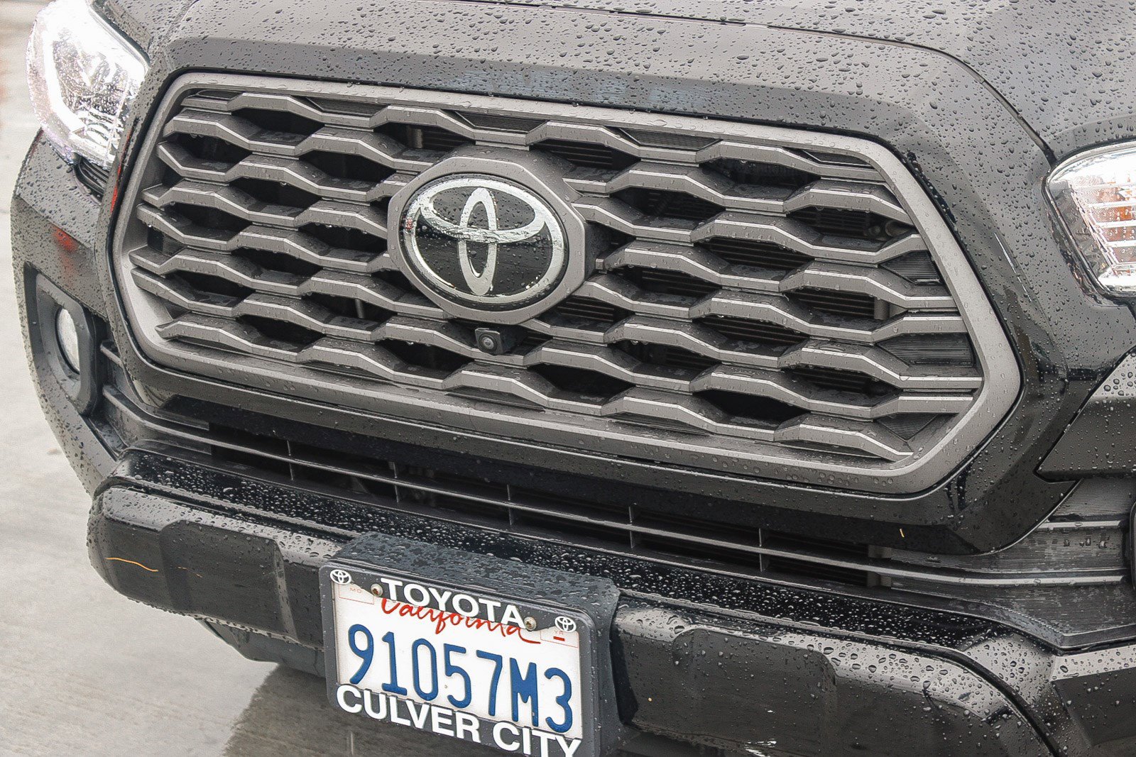 Used 2022 Toyota Tacoma TRD Sport w/ TRD Premium Sport Package image 6