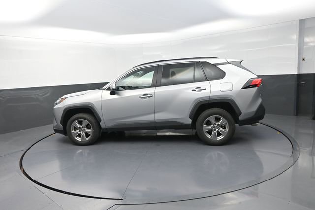 Used 2024 Toyota RAV4 XLE FWD image 48