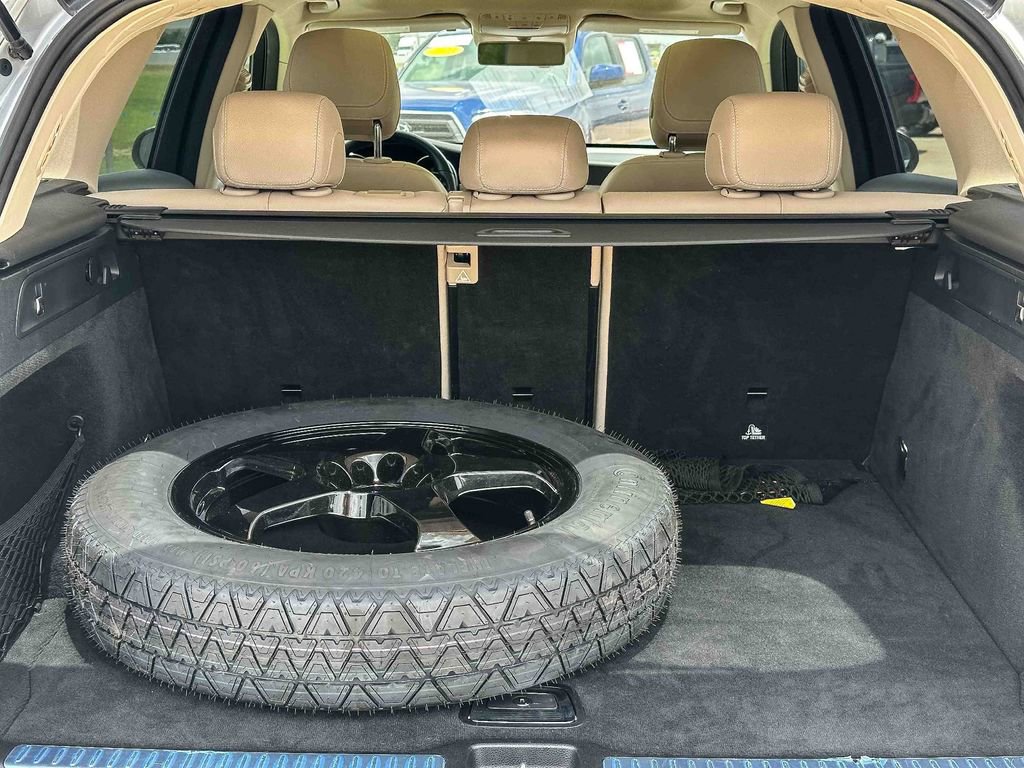 Used 2020 Mercedes-Benz GLC 300 image 21