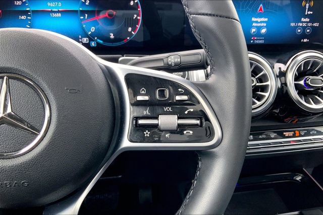 Certified 2022 Mercedes-Benz GLB 250 4MATIC image 21