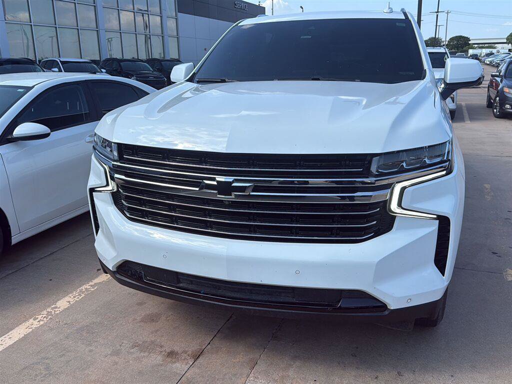 Used 2022 Chevrolet Tahoe LT w/ Luxury Package AWD/4WD image 8