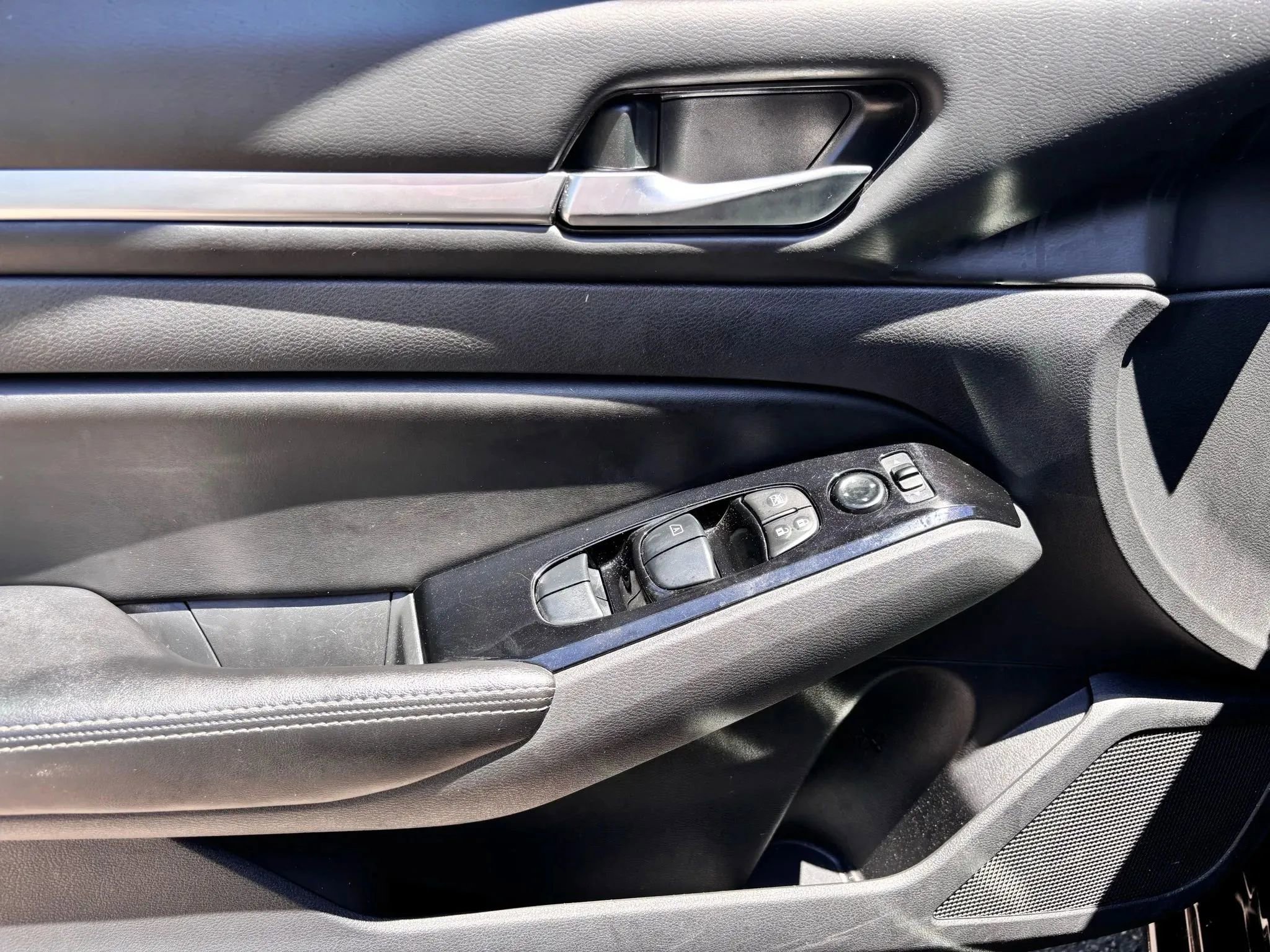 Used 2023 Nissan Altima 2.5 SV image 35