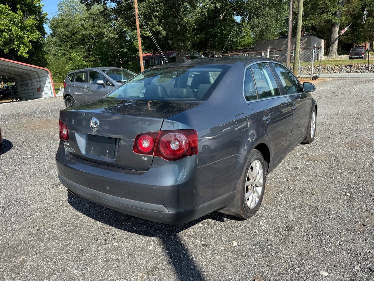 Used 2010 Volkswagen Jetta SE FWD image 9
