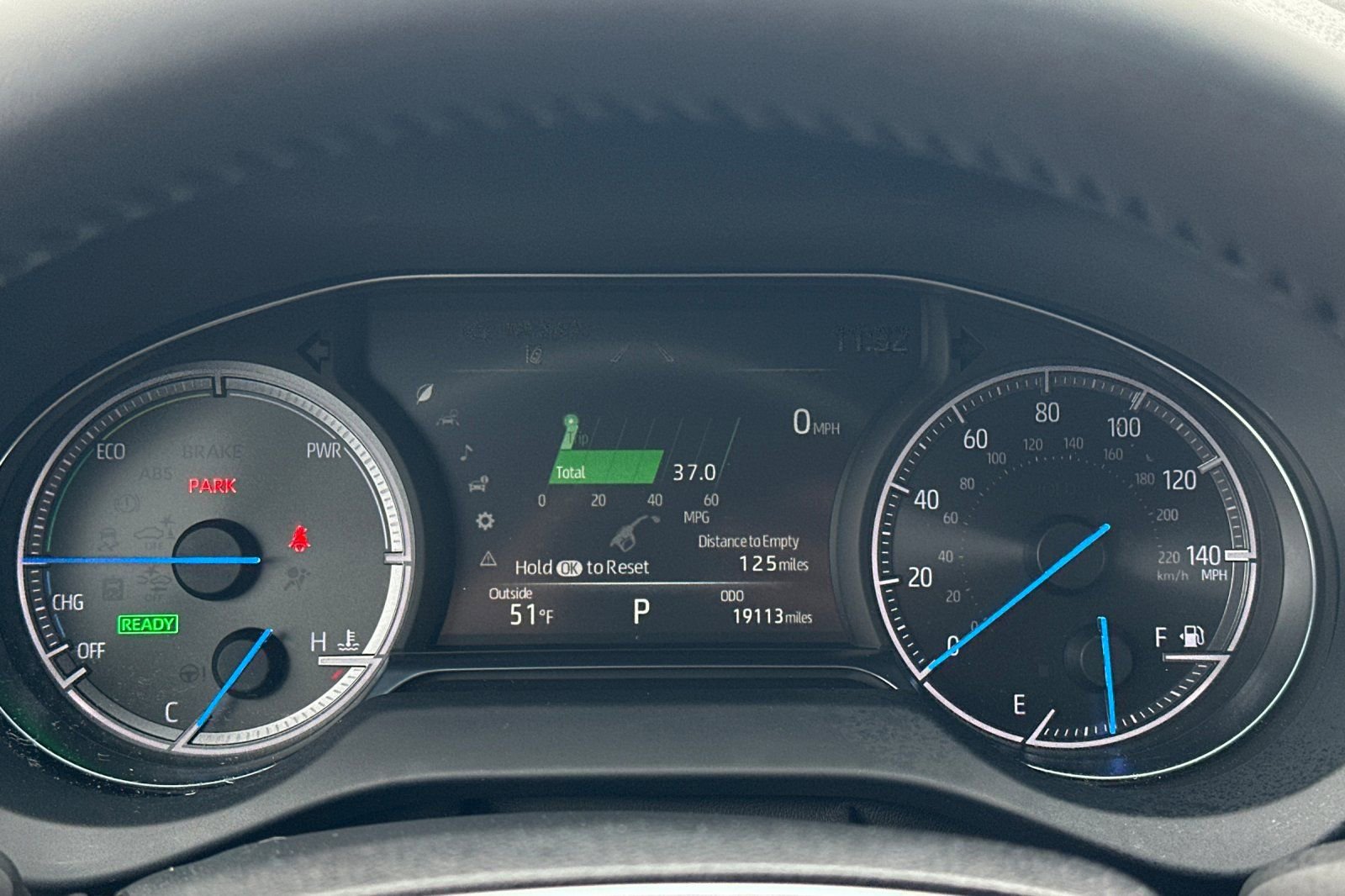 Used 2024 Toyota Venza LE image 23