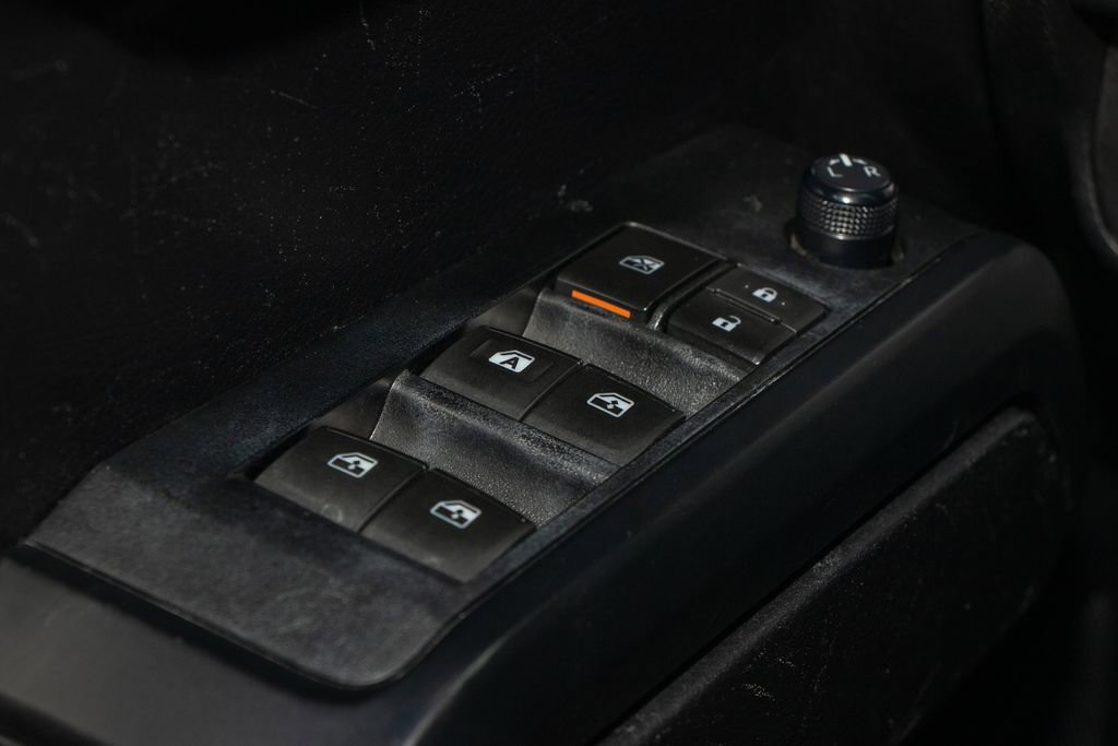 Used 2021 Toyota Tacoma SR w/ SR Convenience Package image 25